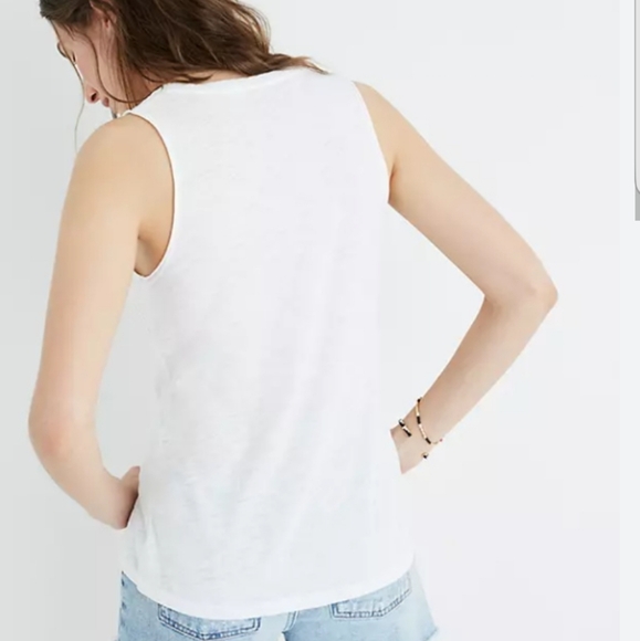 MADEWELL Whisper Cotton V-Neck Pocket Tank - Picture 2 of 8